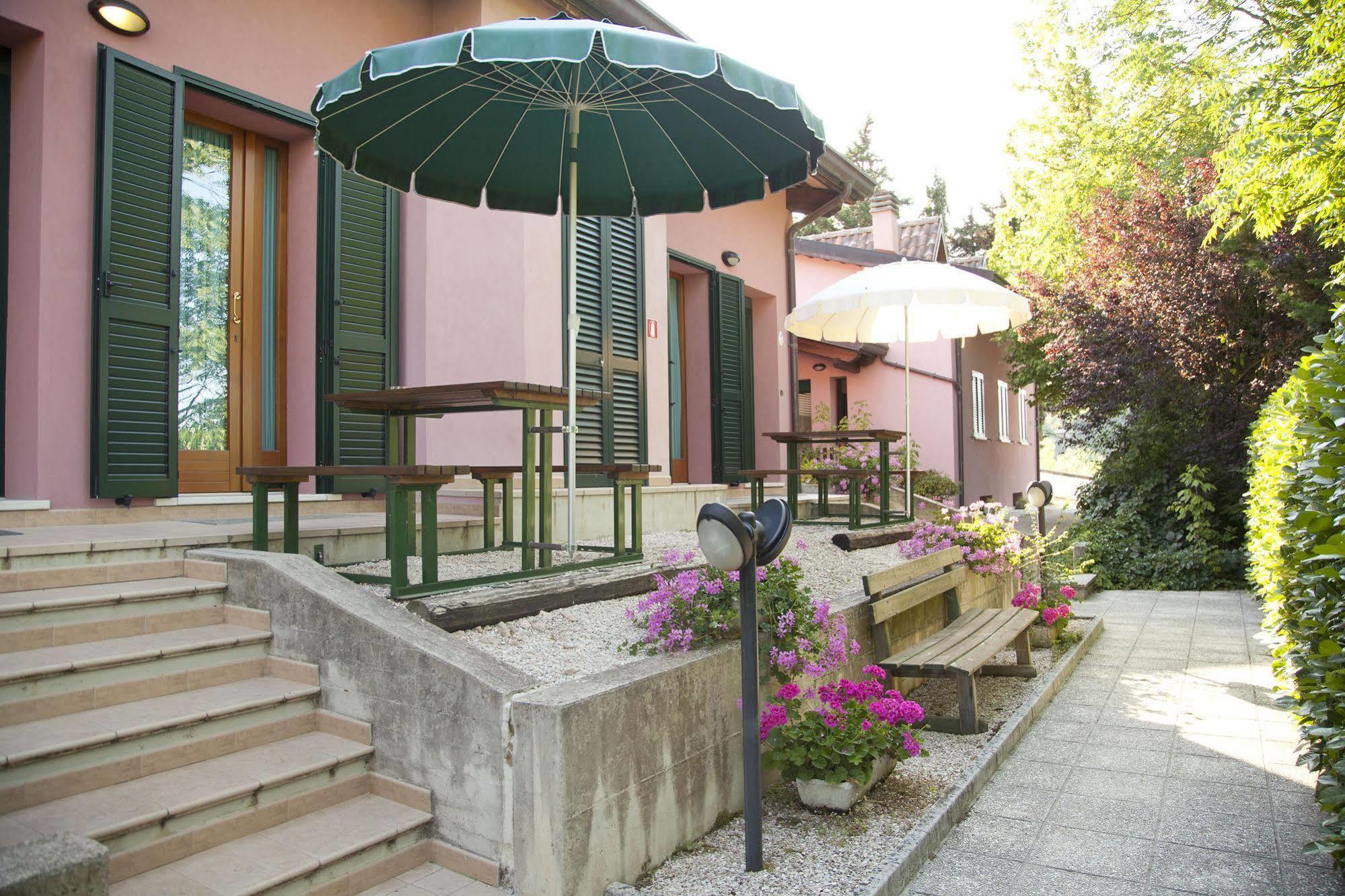 Country House Angelo Blu Urbania Exterior foto